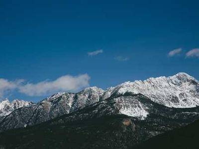 Buying your next Windows laptop? This Lenovo with a tandem OLED display is my top pick